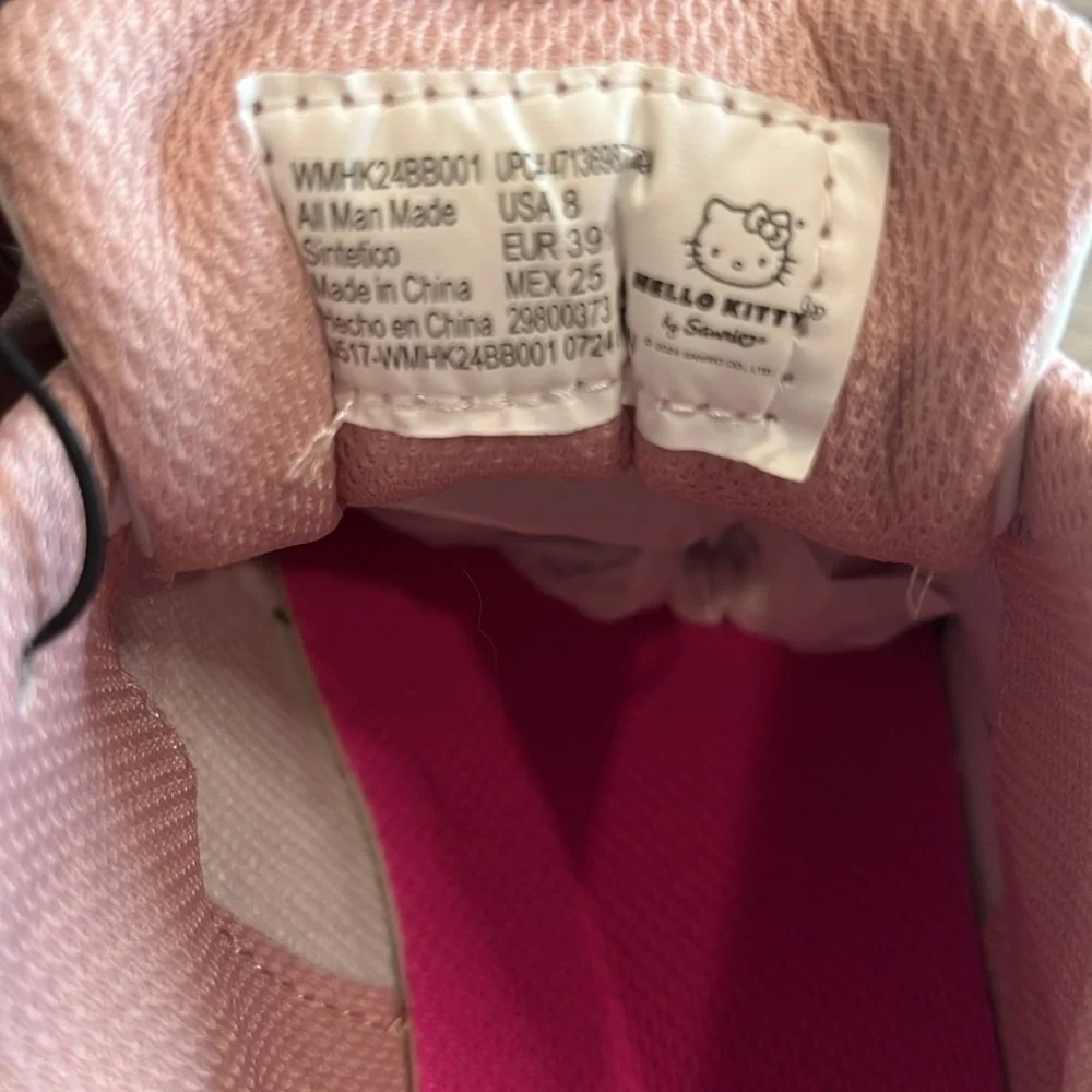 NWT Sanrio Hello Kitty sneakers athletic shoes 8